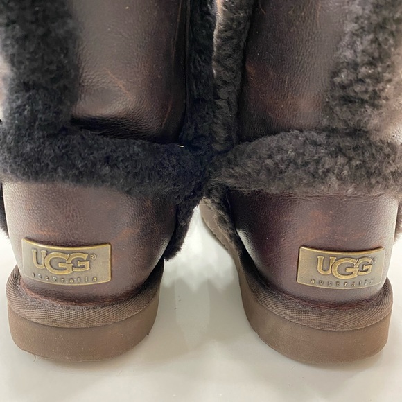 UGG Carter chocolate leather Sherpa lined boots size 6 - Picture 9 of 10